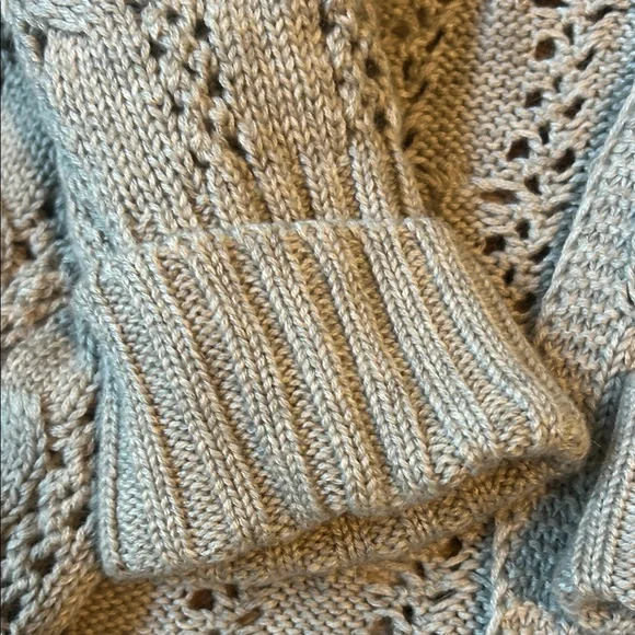 The Limited Light Gray Knit Cardigan - Picture 6 of 7